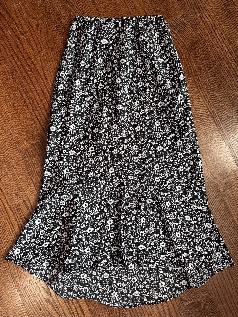 Abercrombie & Fitch Black and White Floral Maxi Skirt